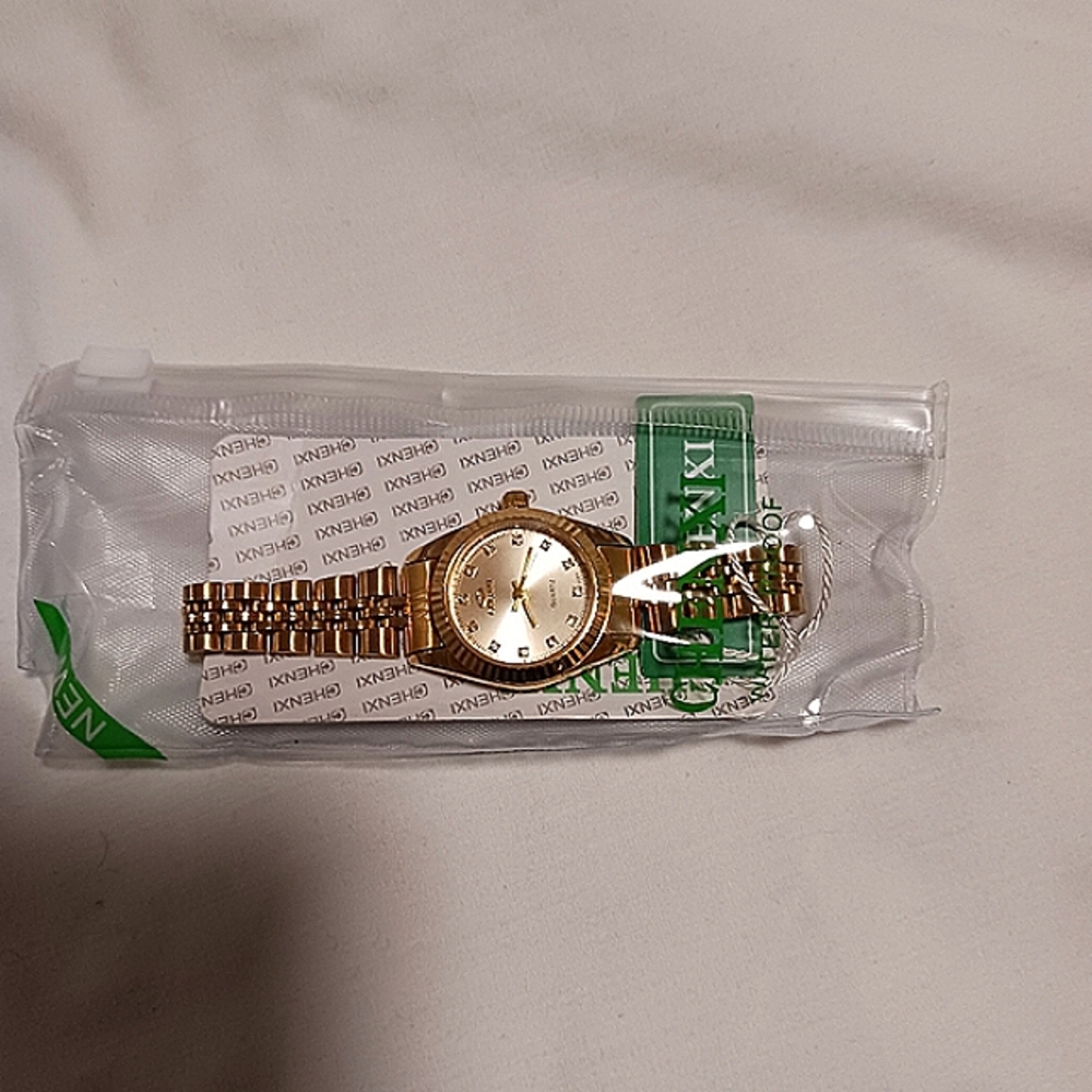 QUARTZ WATCH
